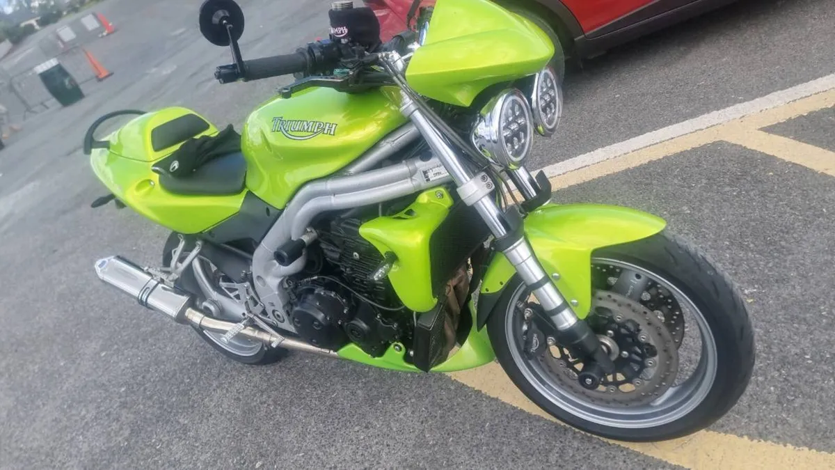 Triumph speed triple - Image 1