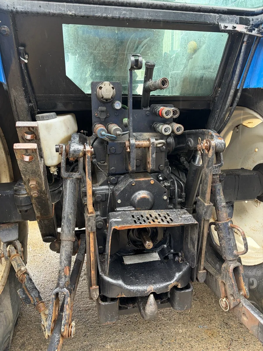 New Holland T5070 - Image 2