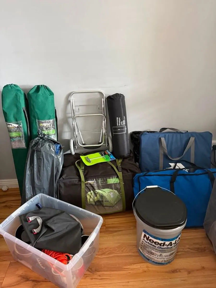 camping equipment - Image 1