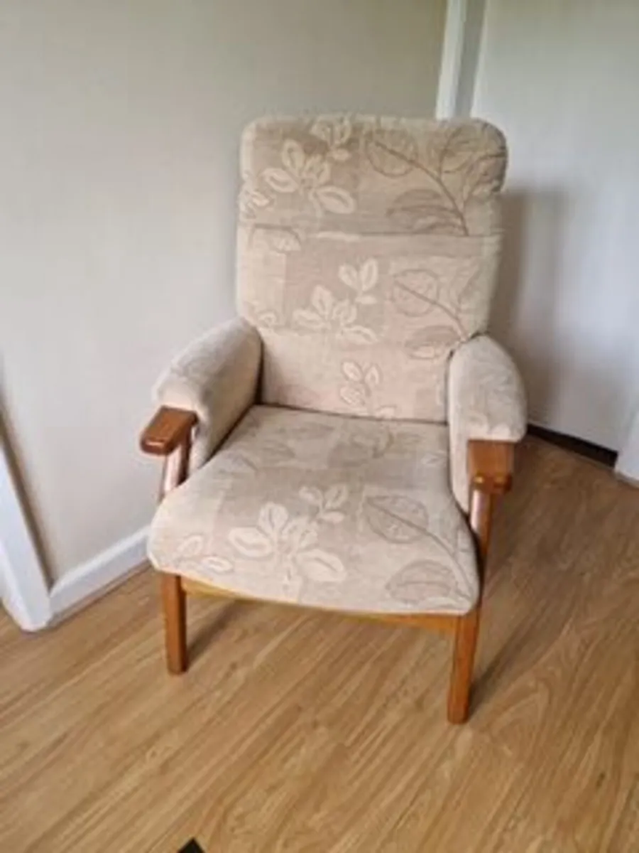 armchair - Image 1