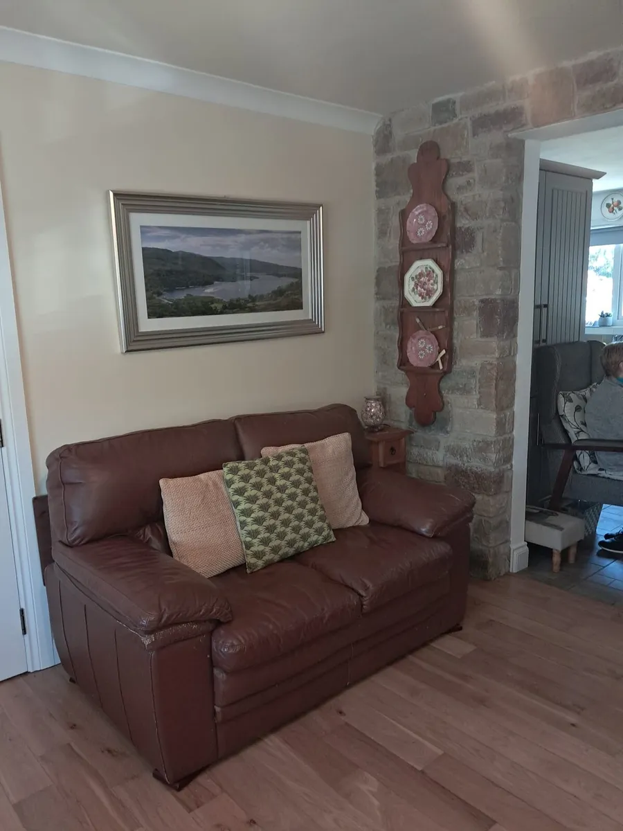 chocolate brown 3-piece suite for sale - Image 4