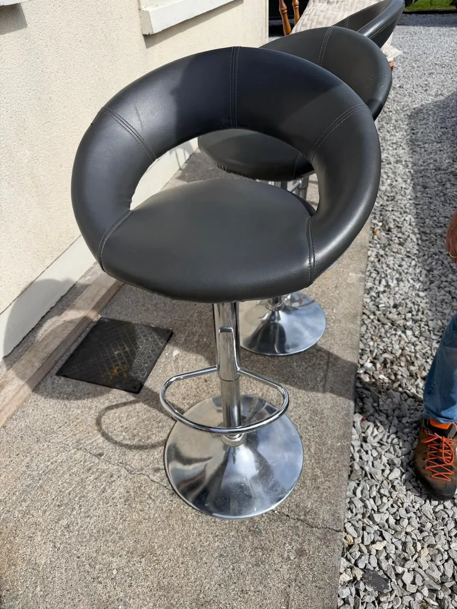 Kitchen stools