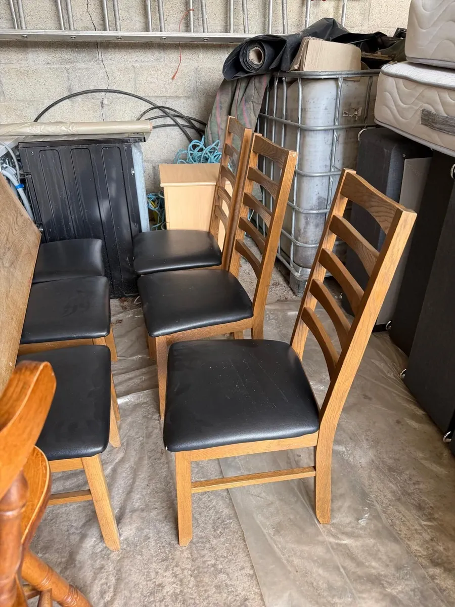 Kitchen chairs x 6 - Image 1