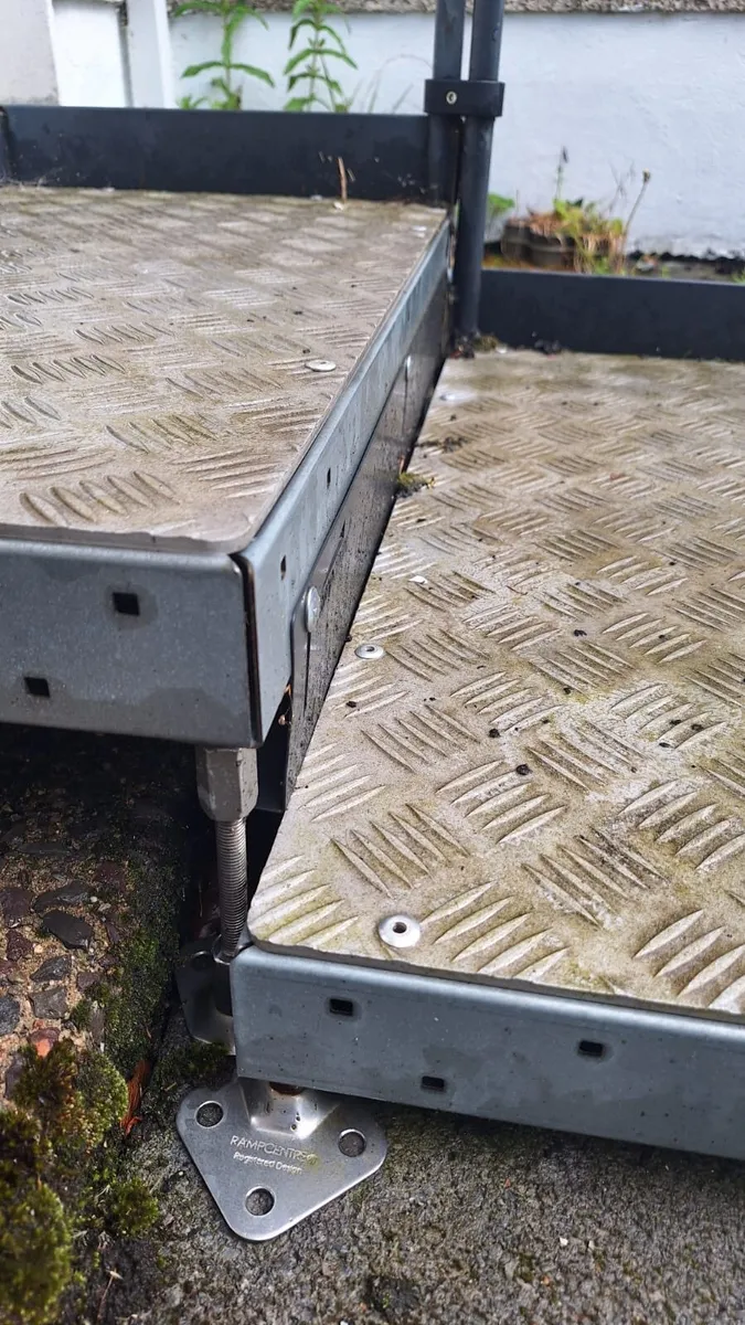 Double Half Step with Handrail: accessibility ramp - Image 2