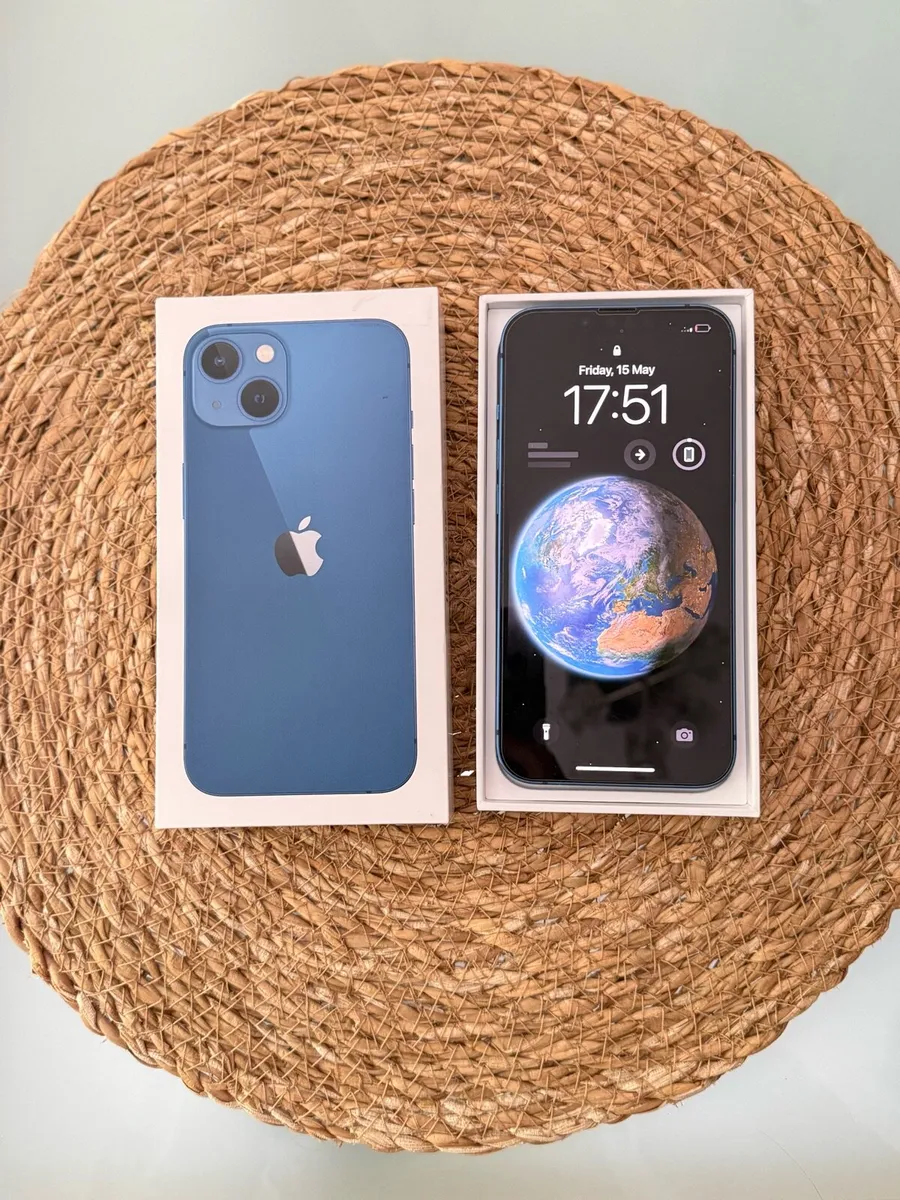 iPhone 13 Blue 128 GB - Image 1