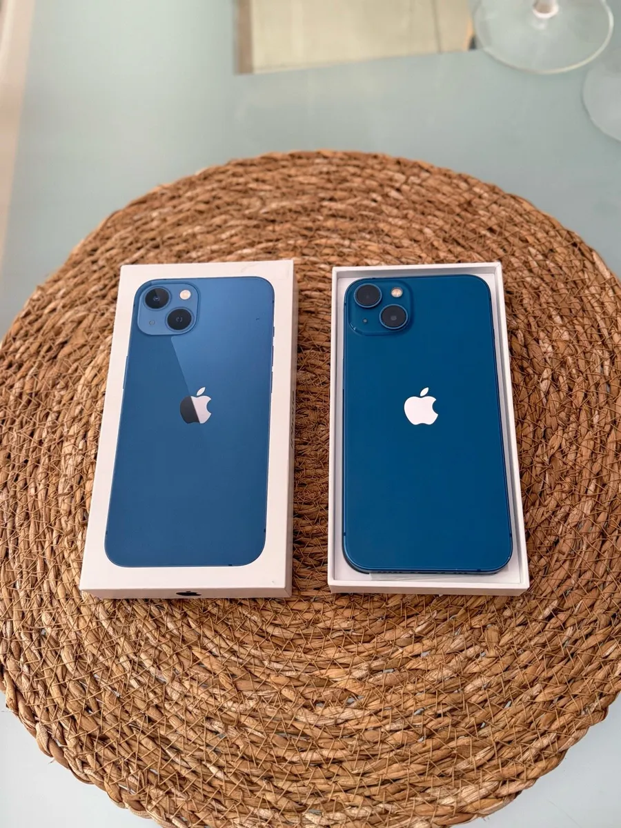 iPhone 13 Blue 128 GB - Image 3