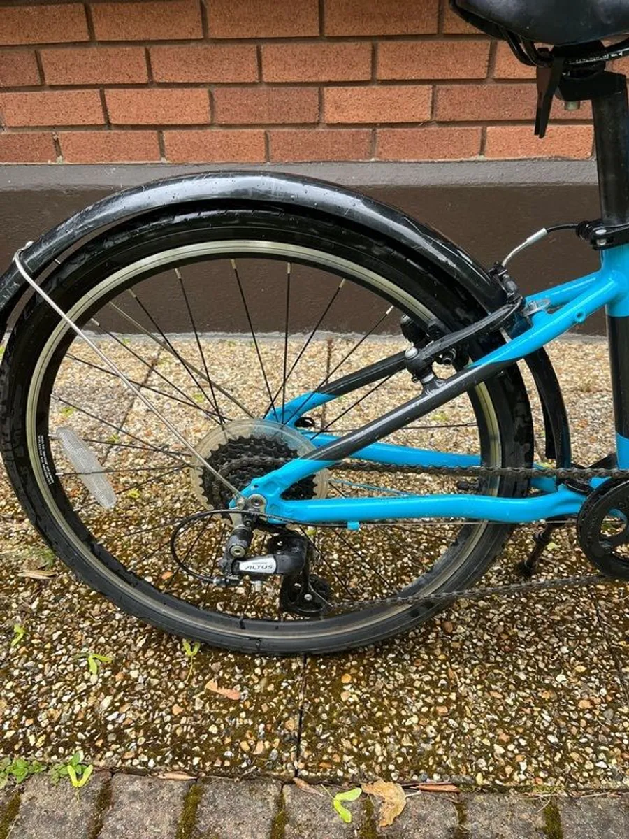 Kids' Frog Bike 62 - Sky Blue - Lightweight - Excellent Condition - Image 4