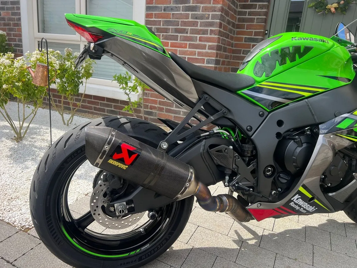 Kawasaki ZX10R KRT Performance Edition - Image 2
