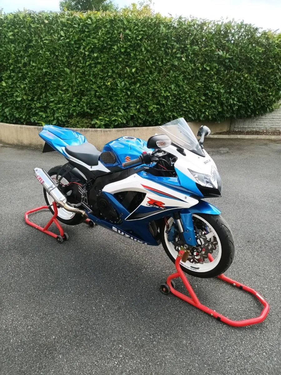 Suzuki gsxr 750 k8 - Image 1