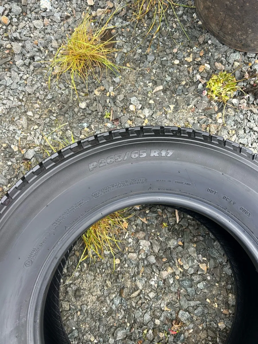 3 L Toyota hilux tyres for sale - Image 3