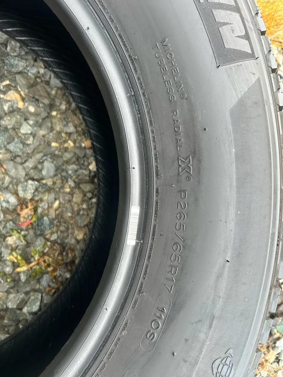 3 L Toyota hilux tyres for sale - Image 4