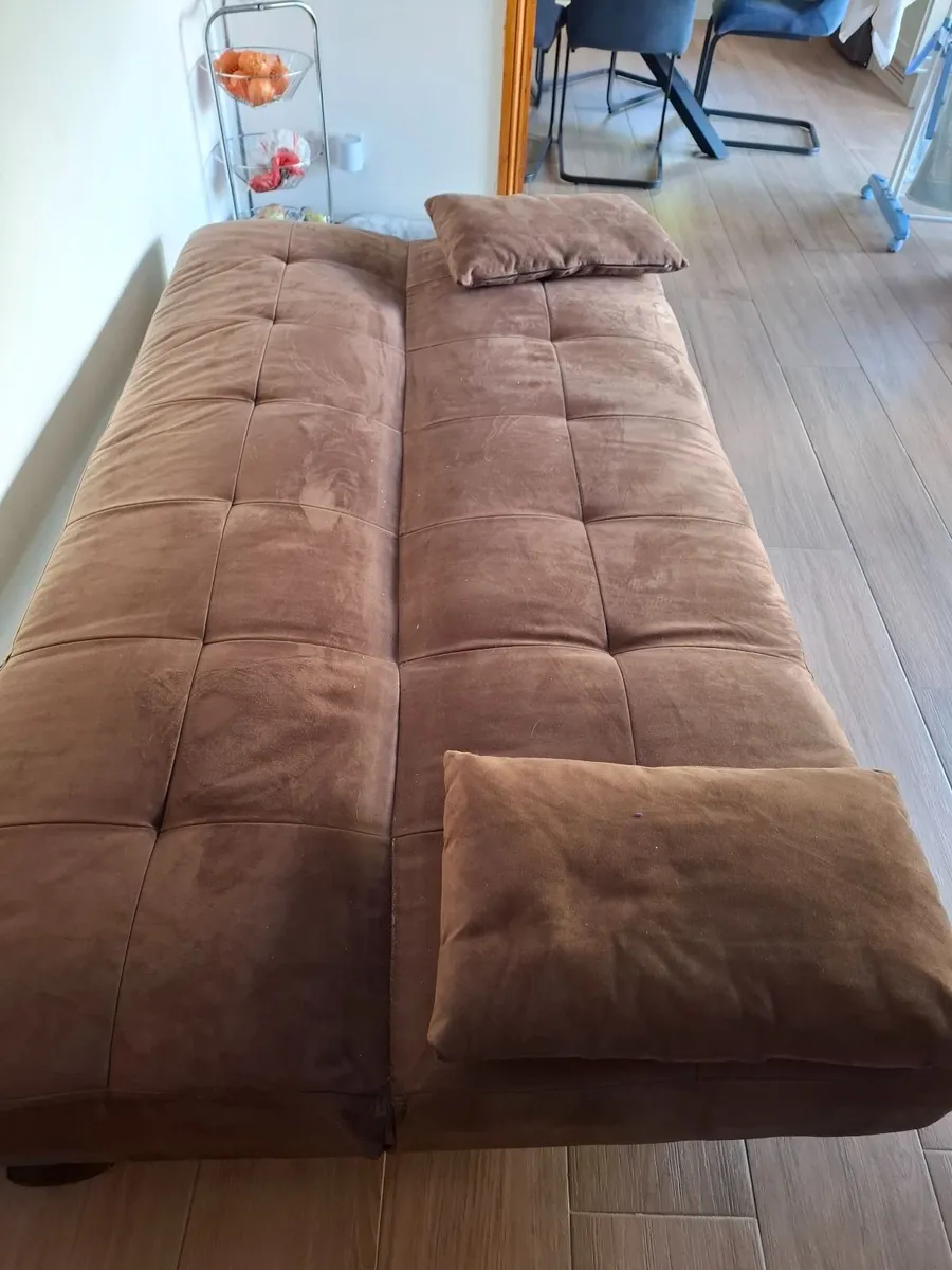 Bed Settee - Image 1