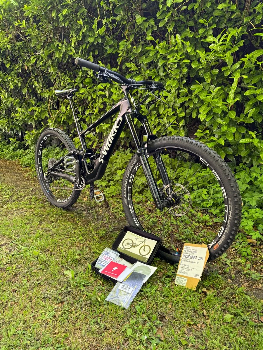 S Works Enduro 2023 - Image 2