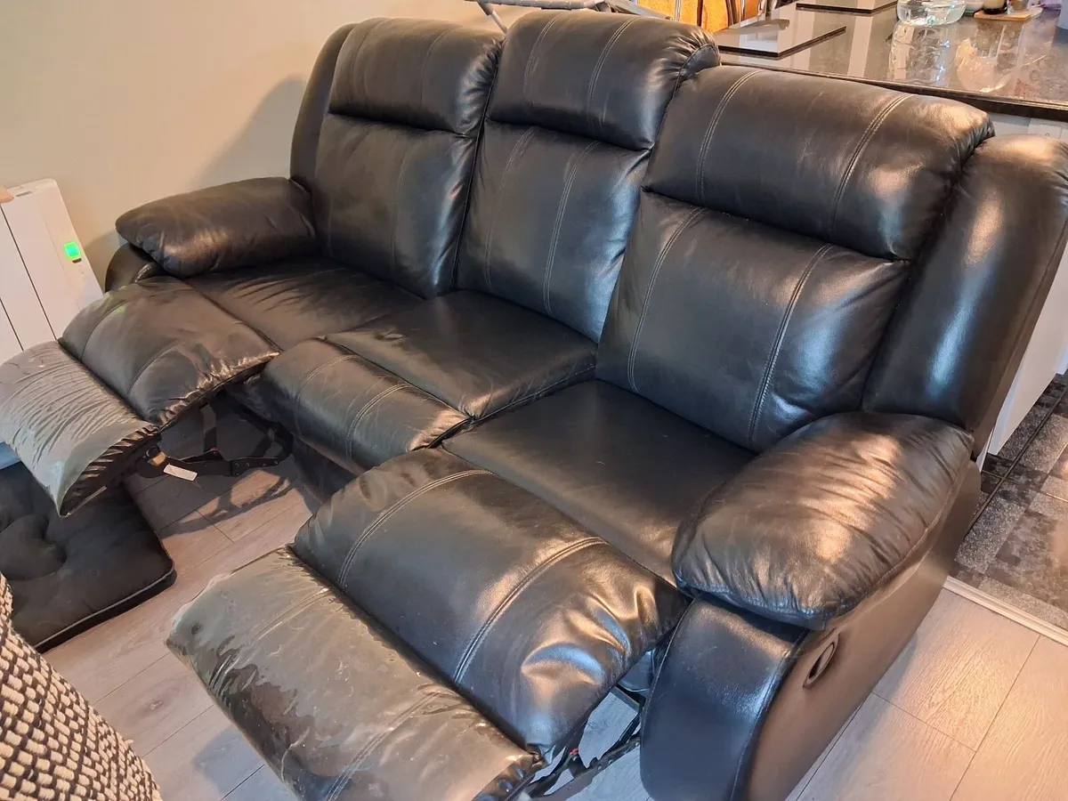 Recliner Sofa - Image 1
