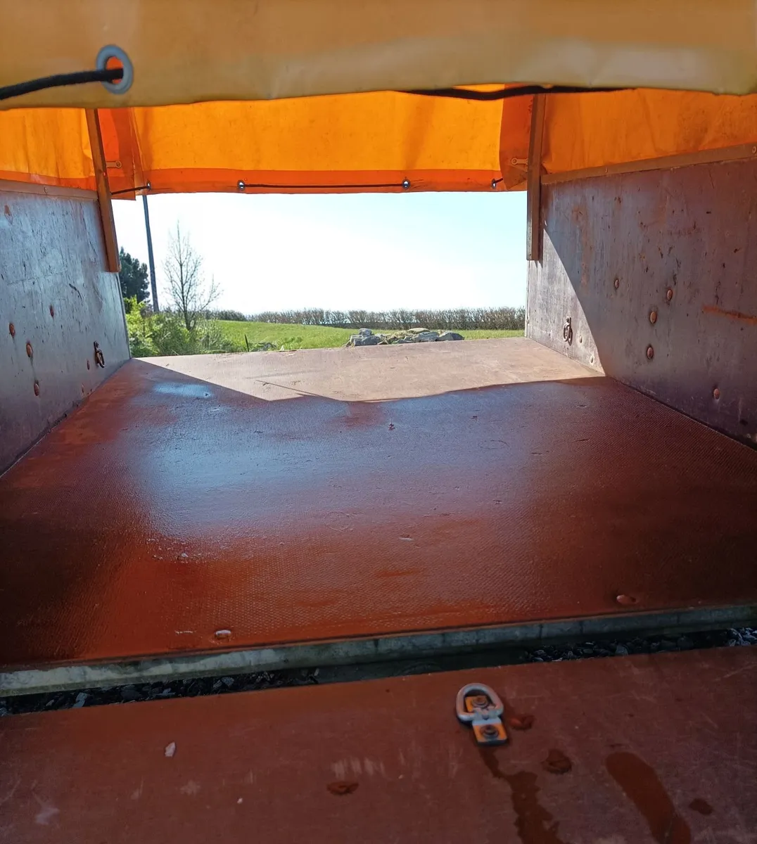 Single axle trailer with high frame tarp cover - Image 2