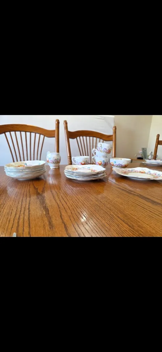 Vintage Roslyn Fine Bone China Tea Set - Image 2