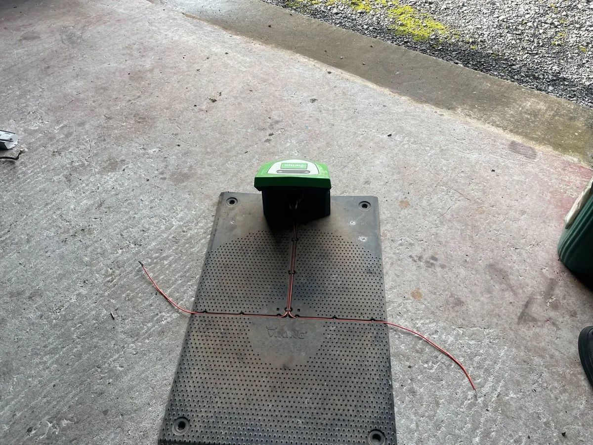 Robotic lawnmower - Image 4