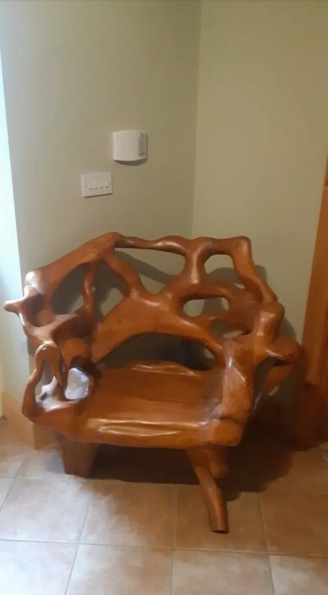 Root chair & coffee table - Image 1