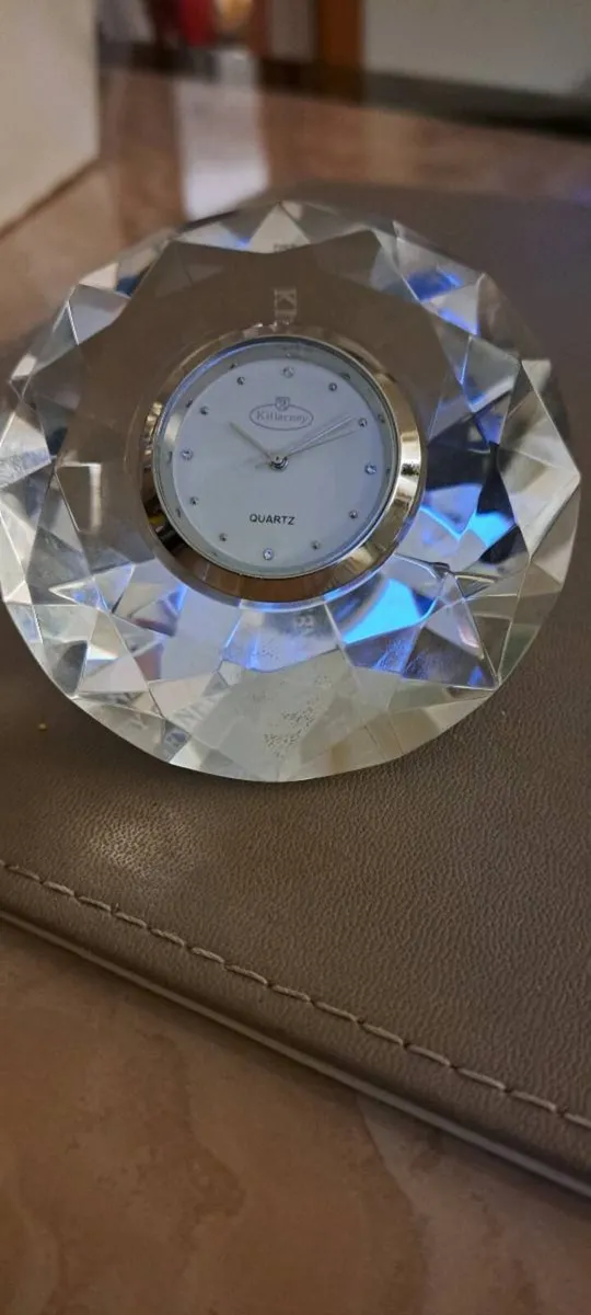 Killarney diamond cut crystal clock - Image 1