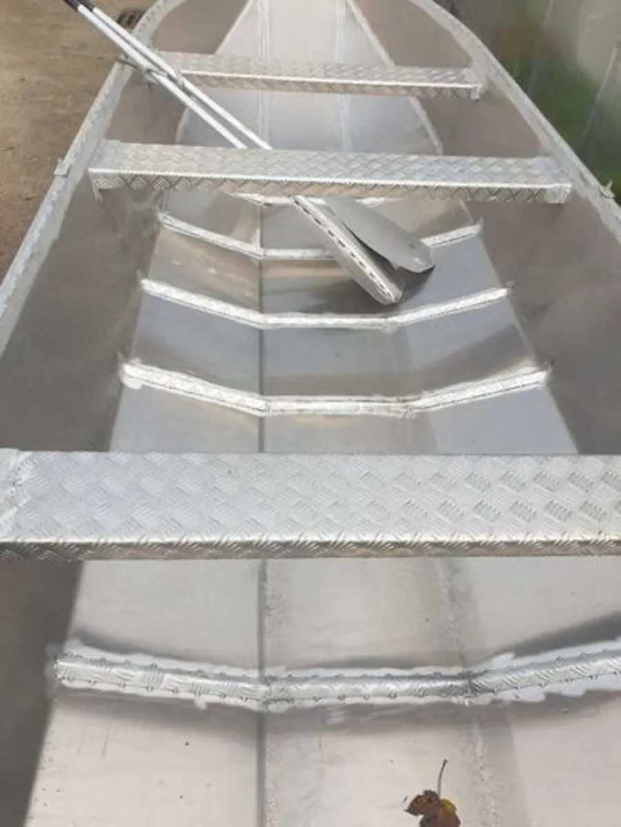 Aluminium 13ft boat - Image 1