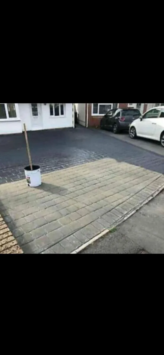 Industrial roof and driveway paints - Image 1