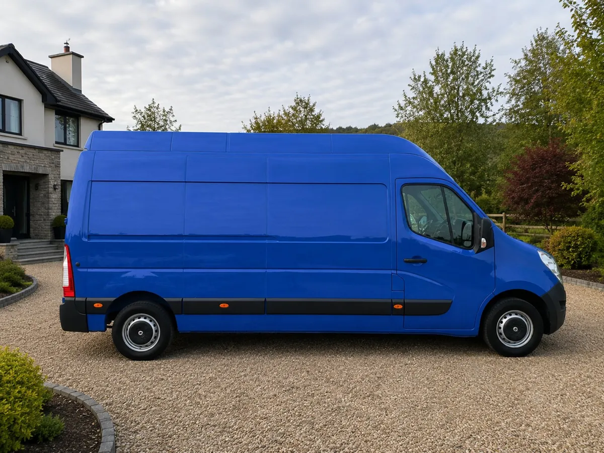 2016 Renault Master High Roof New CVRT Test - Image 4