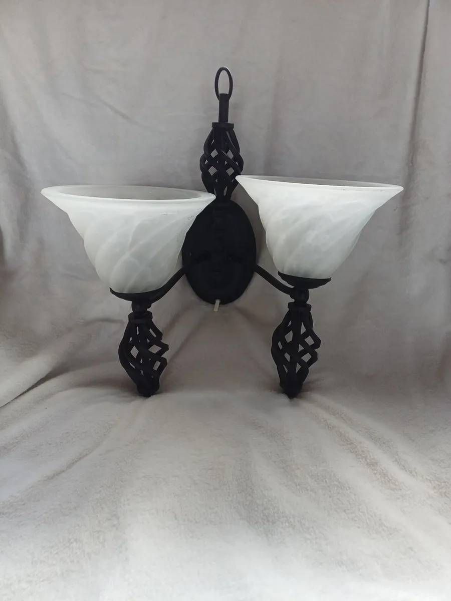 Wall light Heritage style