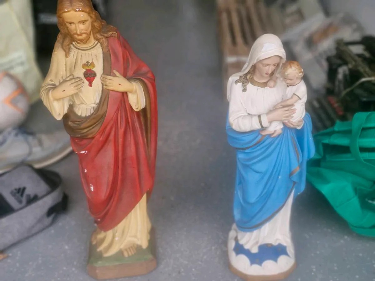 Religious statues - Image 2