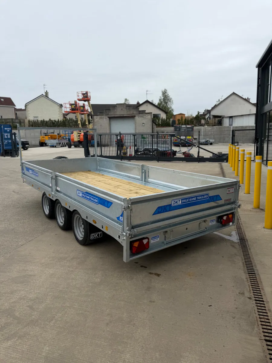 Dale Kane 14ft Flatbed Trailer - Image 3