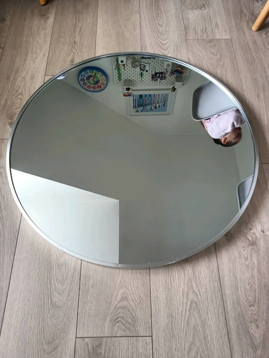Silver rounded mirror - Image 1
