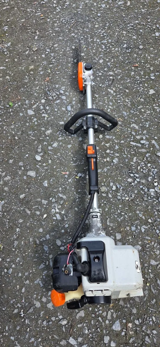 Small branch chainsaw - Image 1