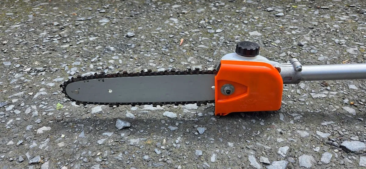 Small branch chainsaw - Image 2