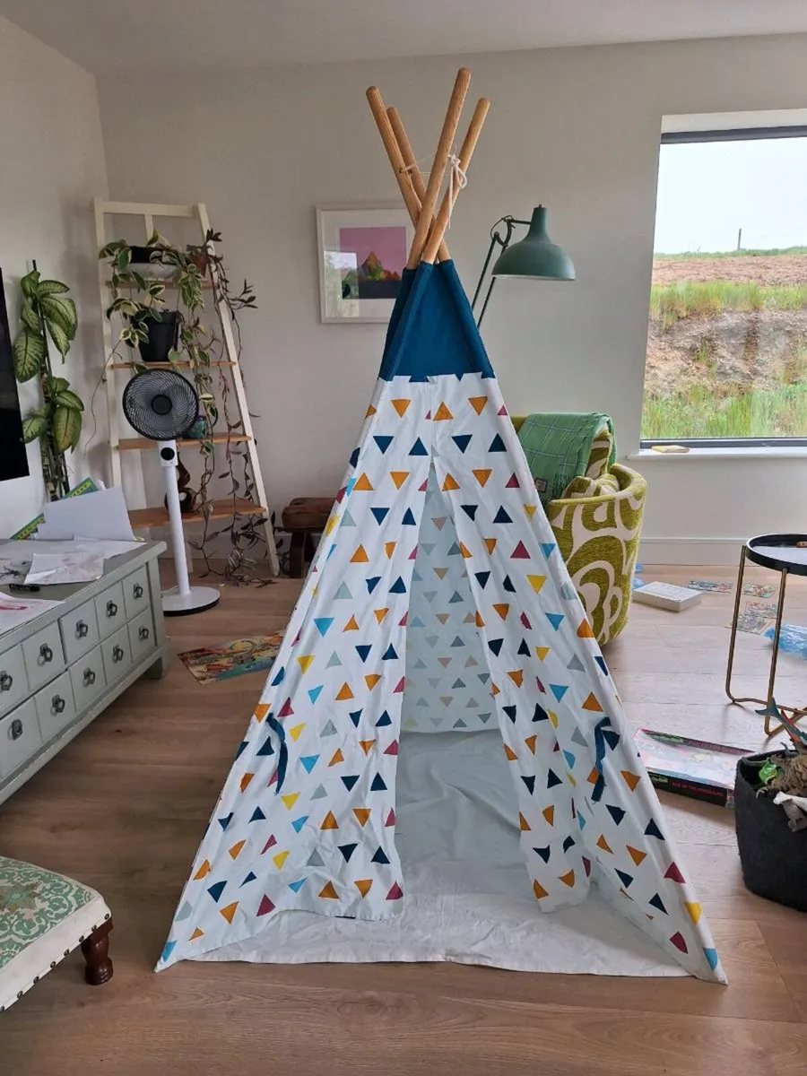 Child Teepee tent (Big Jigs toys) - Image 1