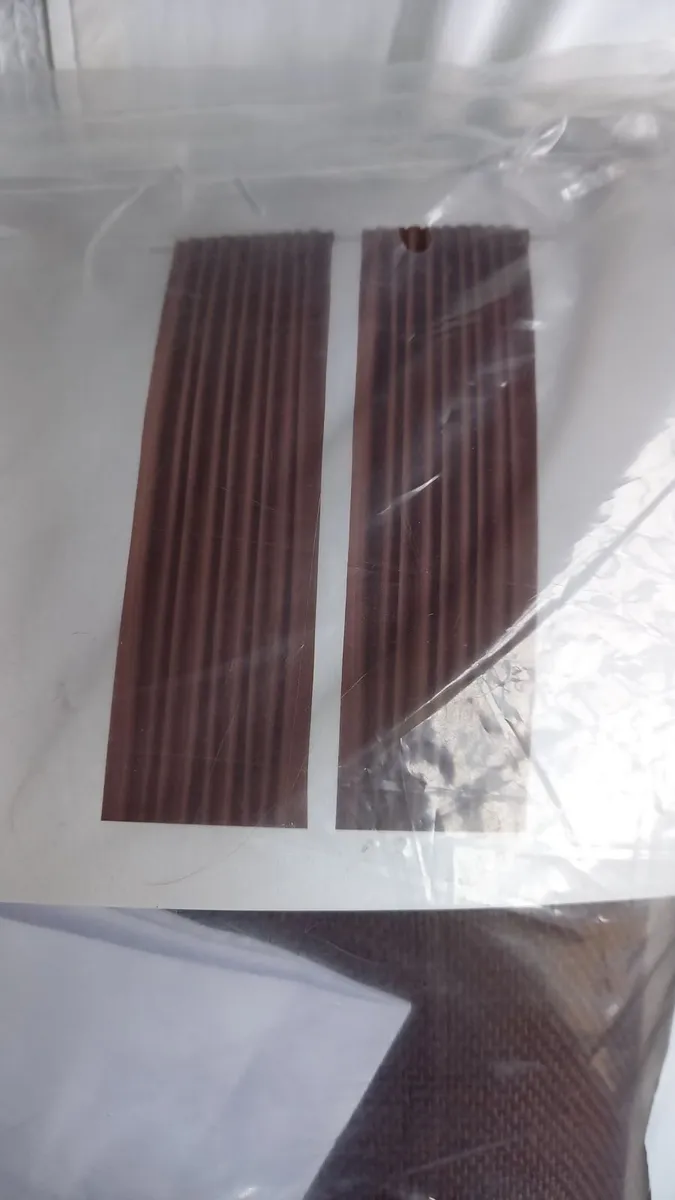 Curtains - Image 2