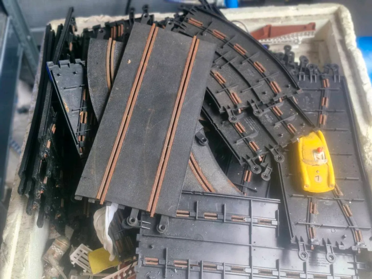 Vintage scalextric set - Image 2
