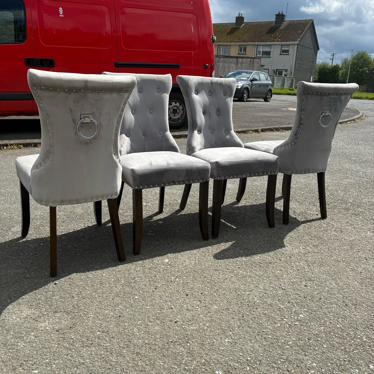 Beautiful 4 knocker Grey Velvet kitchen Chairs - Image 4