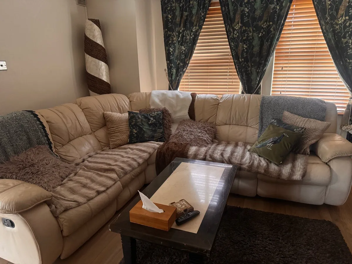 L shape couch - Image 2