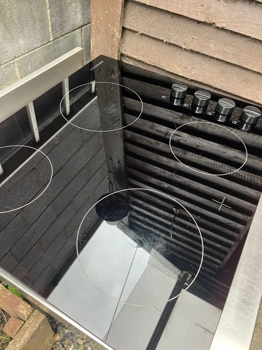 Electric hob - Image 2