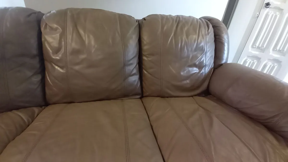 Real brown leather Sofa couch & 2 single recliners - Image 1