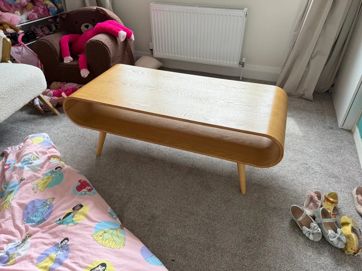 Coffee table - Image 1