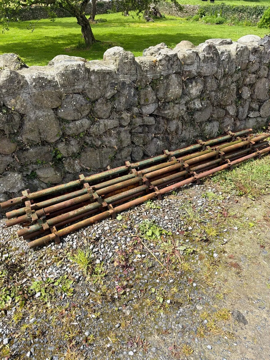Scaffolding - Image 2