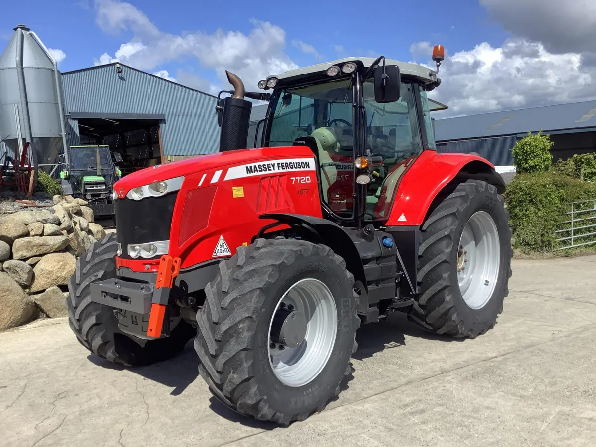 2016 MF 7720 - Image 1