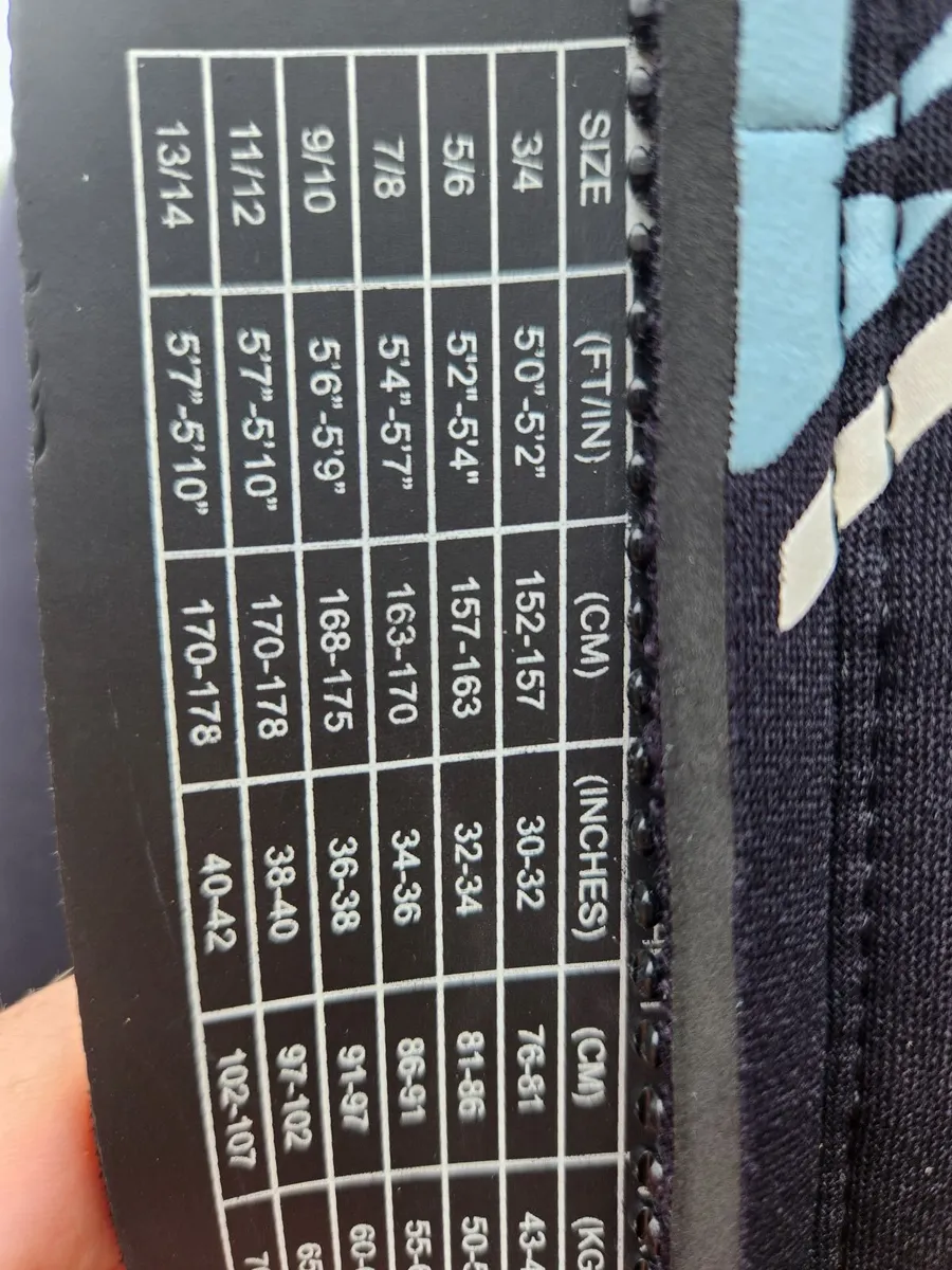 7mm Ladies diving Wet suit - Image 4