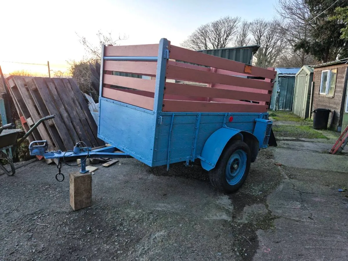 Single axle trailer - Image 1