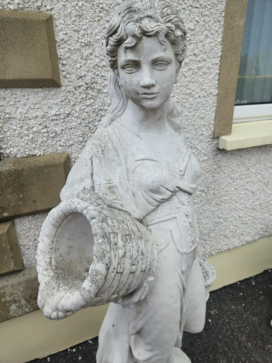 Garden Concrete Garden Statue Ornament - Image 1