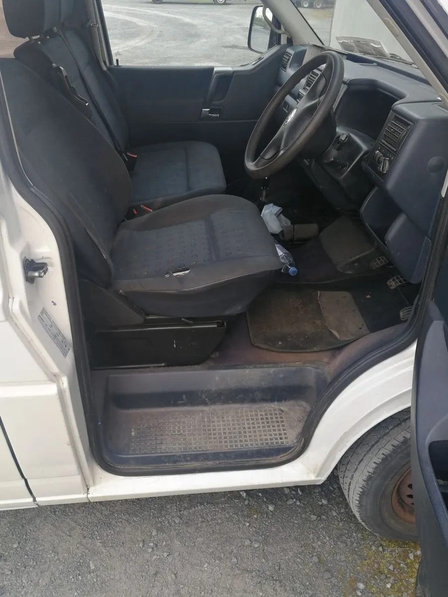 Vw caravelle/multivan crewcab 2.5 102hp - Image 2