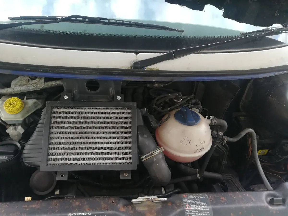 Vw caravelle/multivan crewcab 2.5 102hp - Image 3