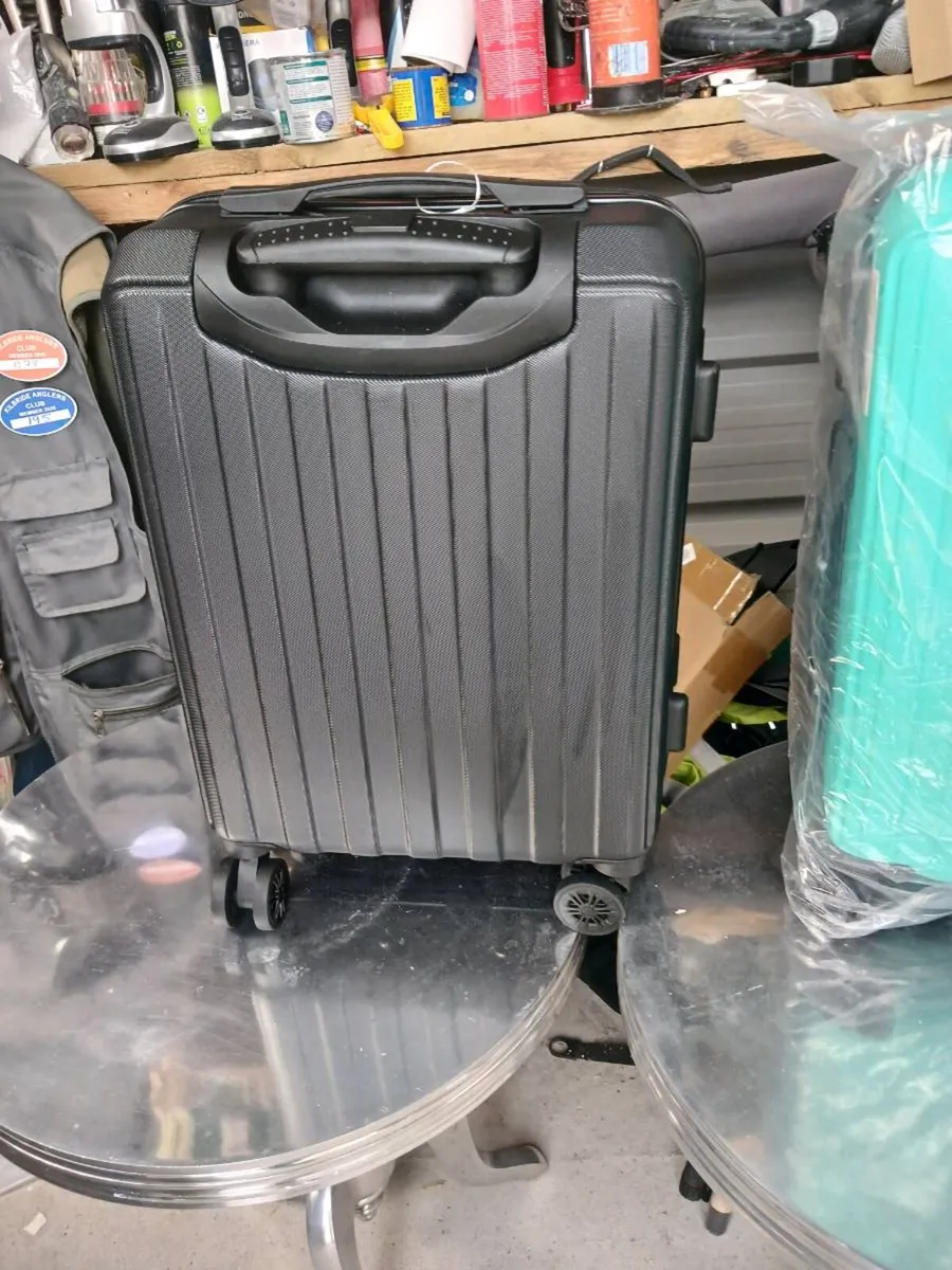Cabin suitcases - Image 2