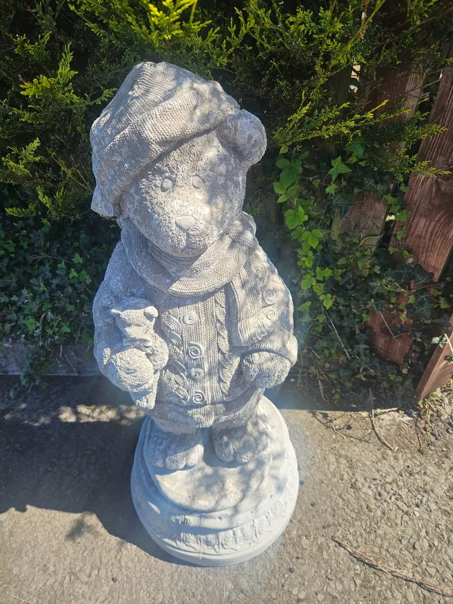 Concrete Teddy Garden Statue on Stand - Image 1