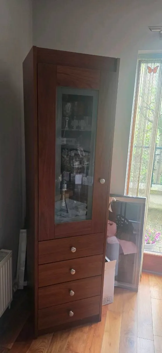 Drinks display cabinet - Image 1